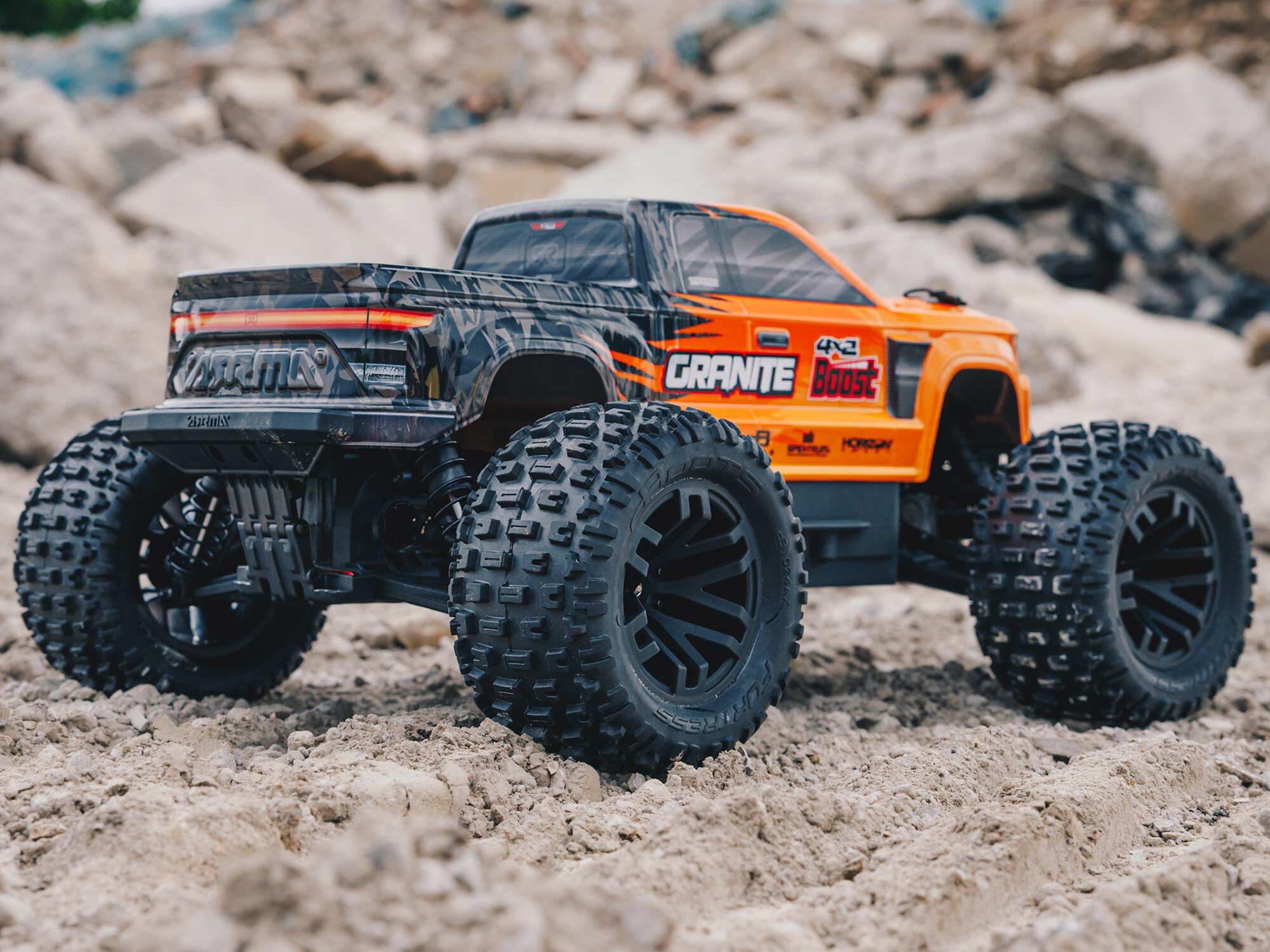 1/10 GRANITE BOOST MEGA 550 4X2 MT RTR with Batt/Chg Orange