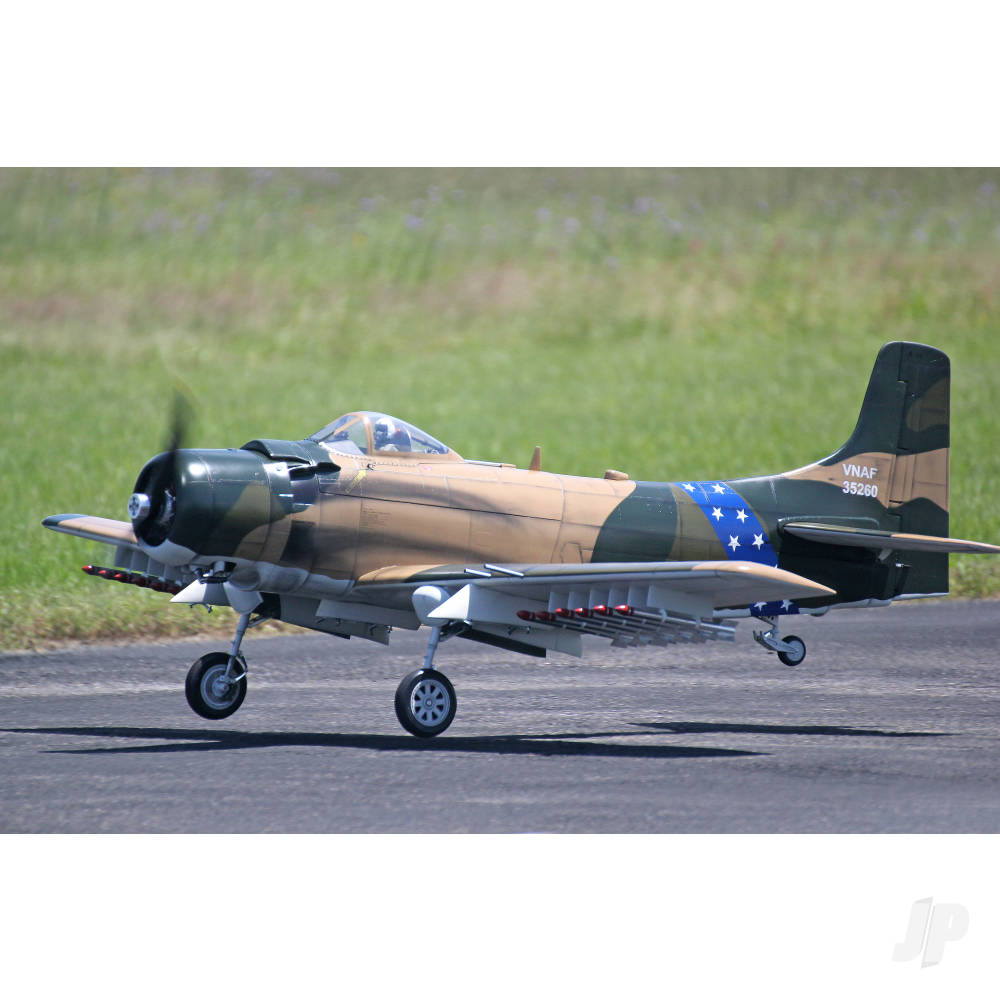 Skyraider 35 - 60cc 86in Camo