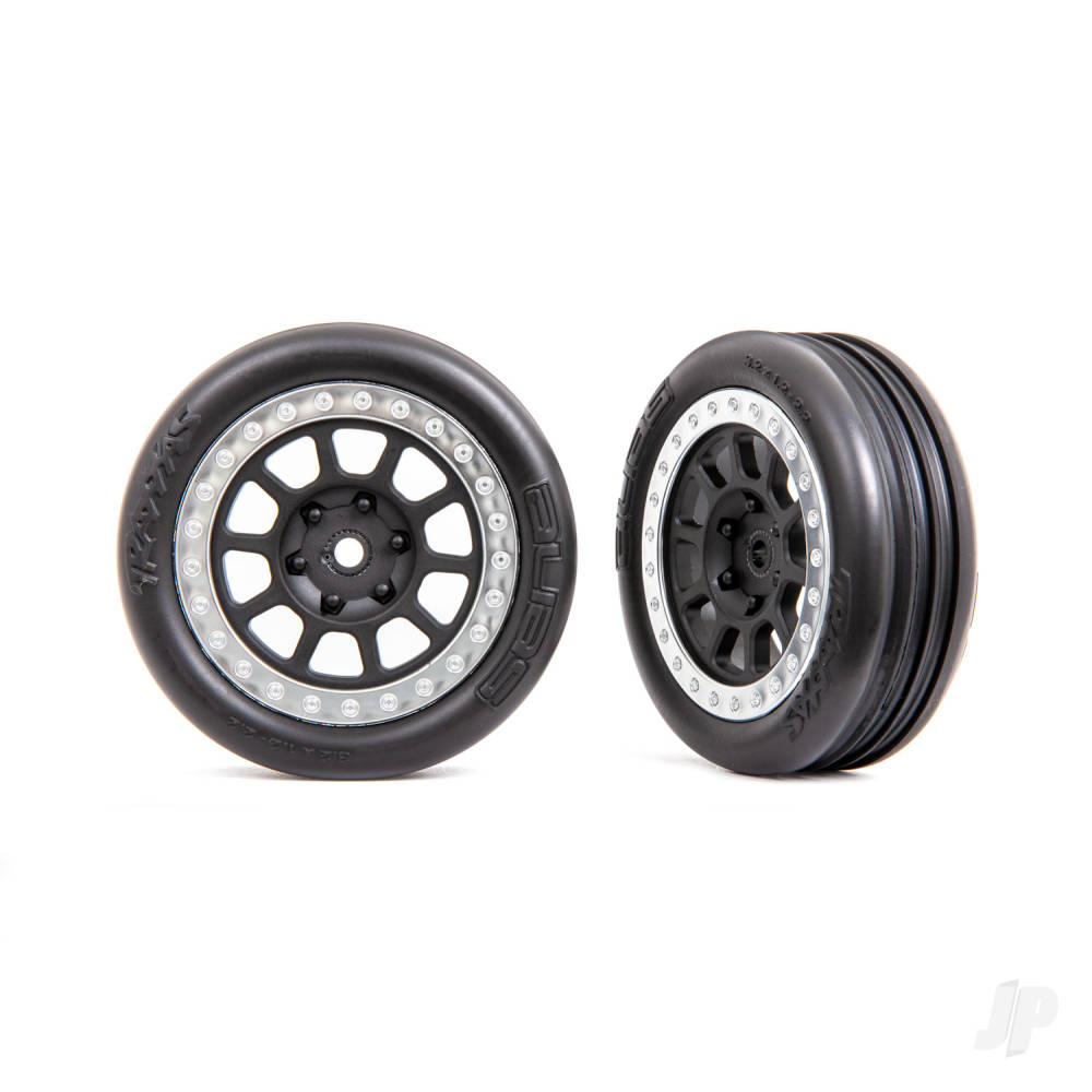 Tyres &amp; wheels, assembled (2.2' graphite gray, satin chrome beadlock wheels, Alias ribbed 2.2' Tyres) (2) (Bandit front, medium compound with foam inserts)