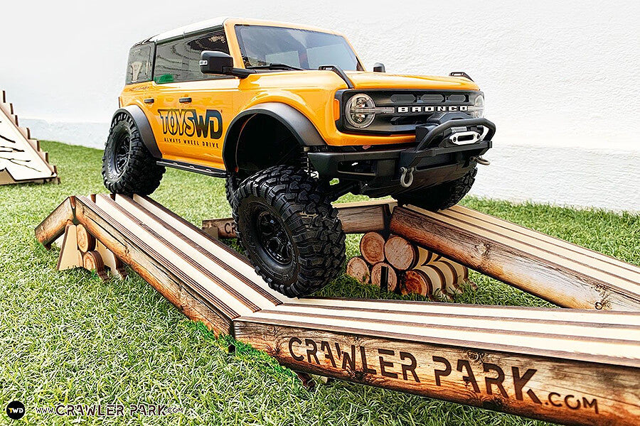 Crawler Park Axes Crossing Obstacle 1/10 Crawler Circuit